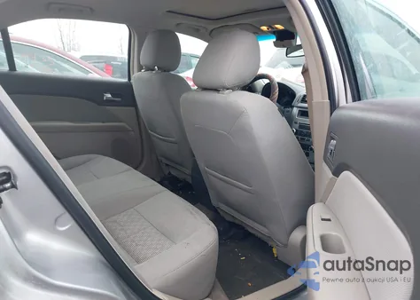 2012 Ford Fusion Se z USA, uszkodzony, nr VIN 3FAHP0HA8CR319653